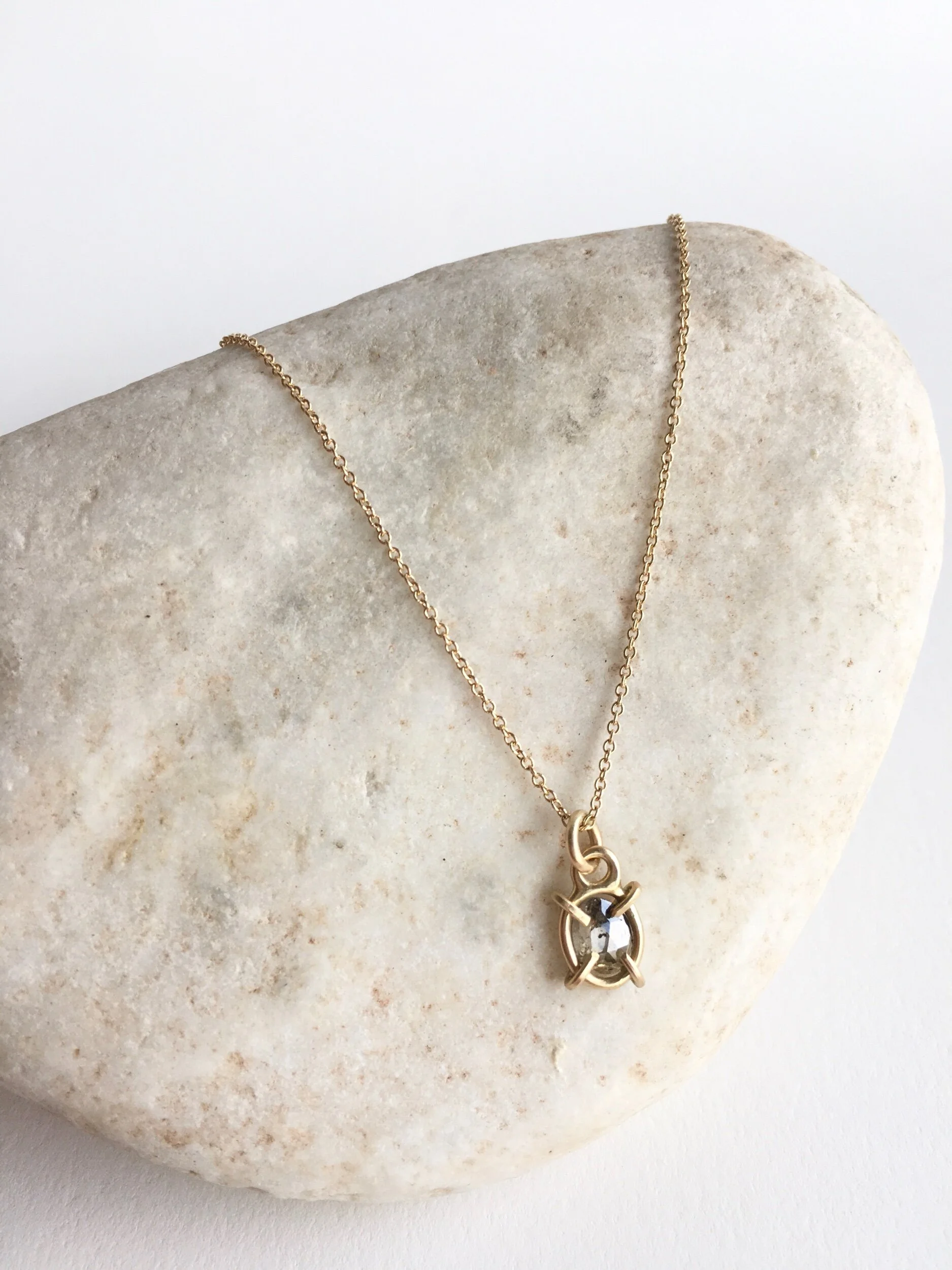 4757FDD7-8C4E-4851-95FB-9BEE8E835D2A