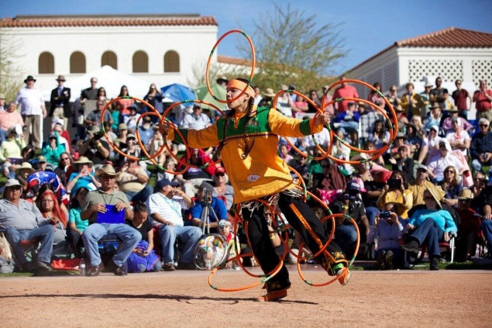 HEARD MUSEUM 2301 N. Central Ave, Phoenix, AZ 85004 1.70 mi / 2.74 km from property