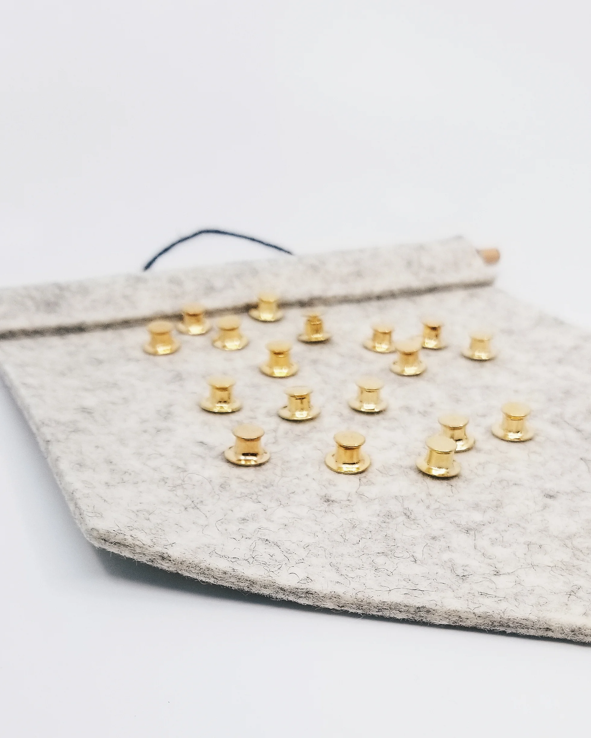 Pin Display by HEMLEVA 4.jpg
