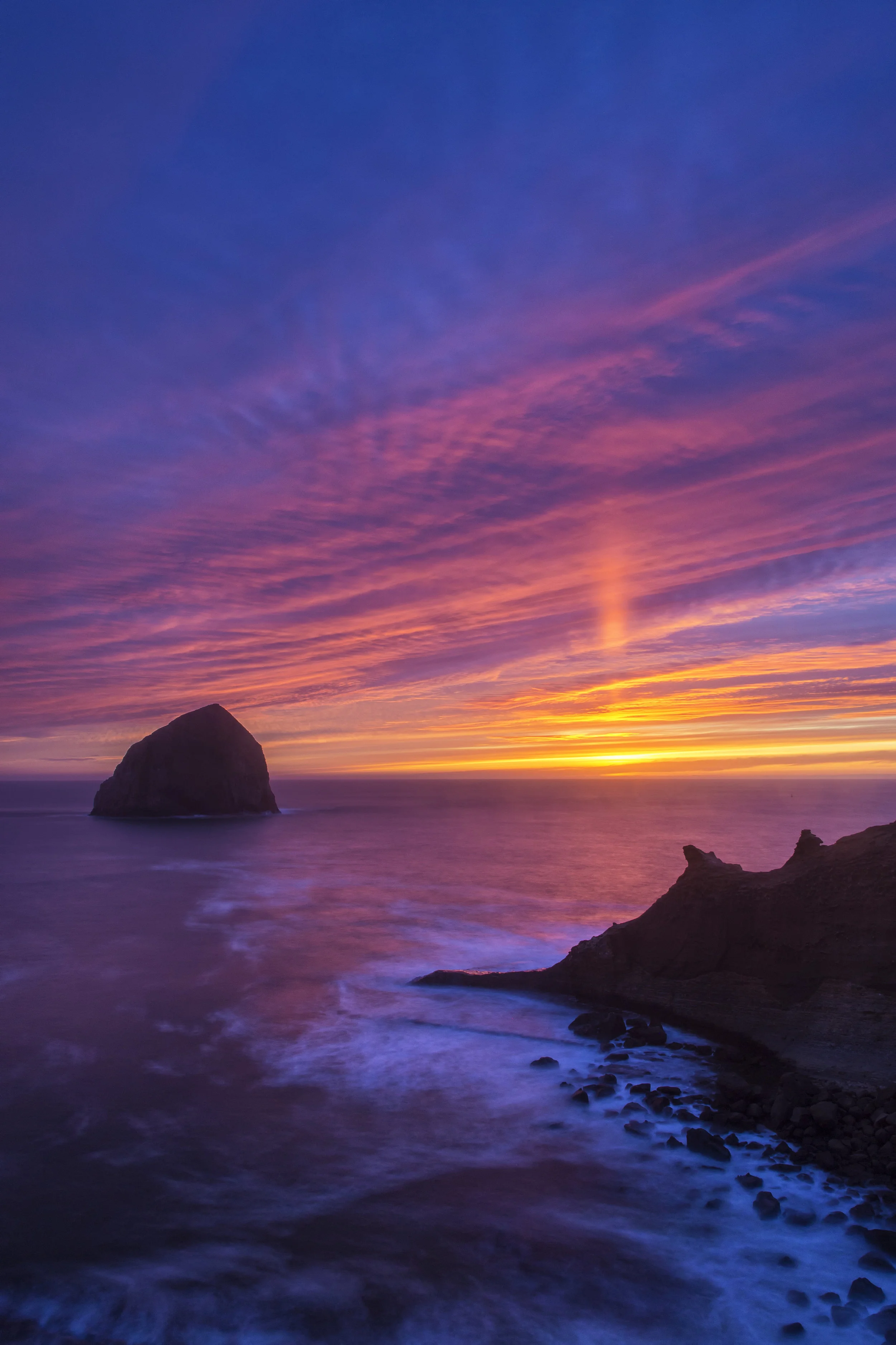 Kiwanda Light Pillar 