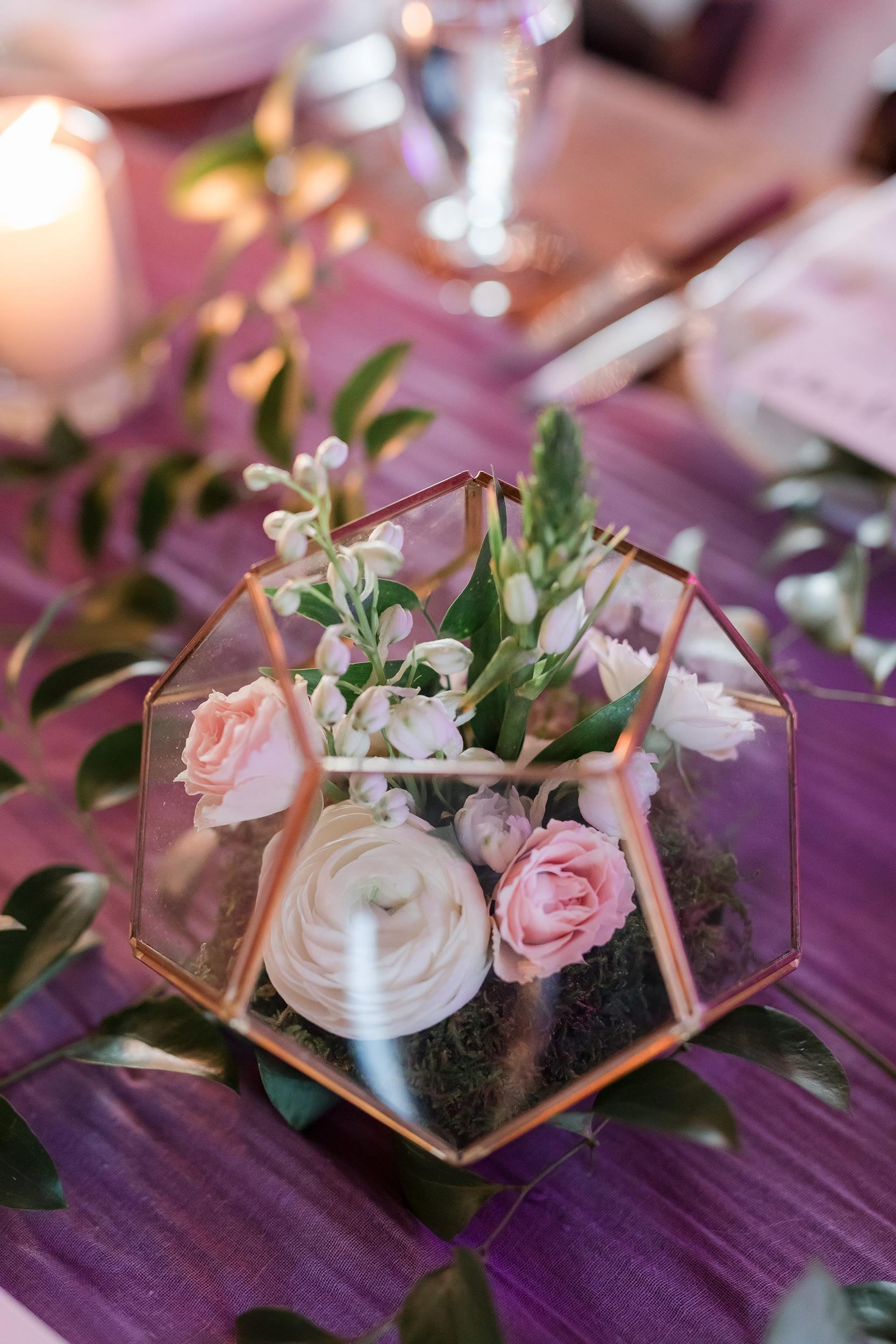 flower-terrarium-centerpiece.jpg