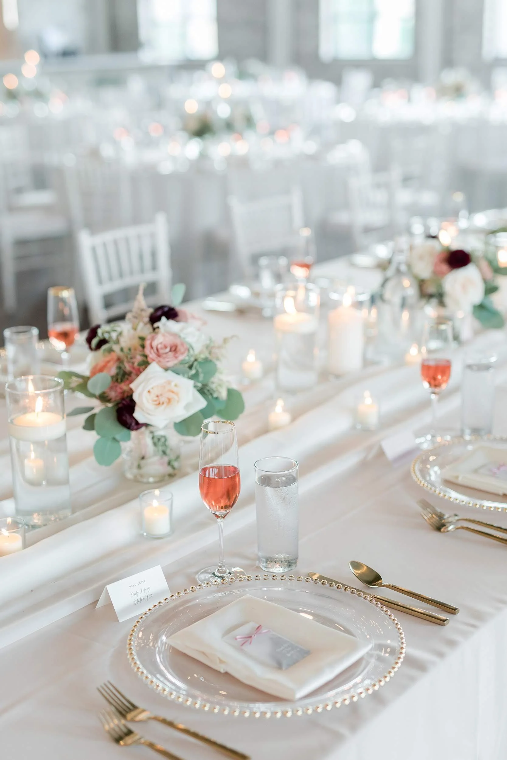 head-table-bouquets.jpg