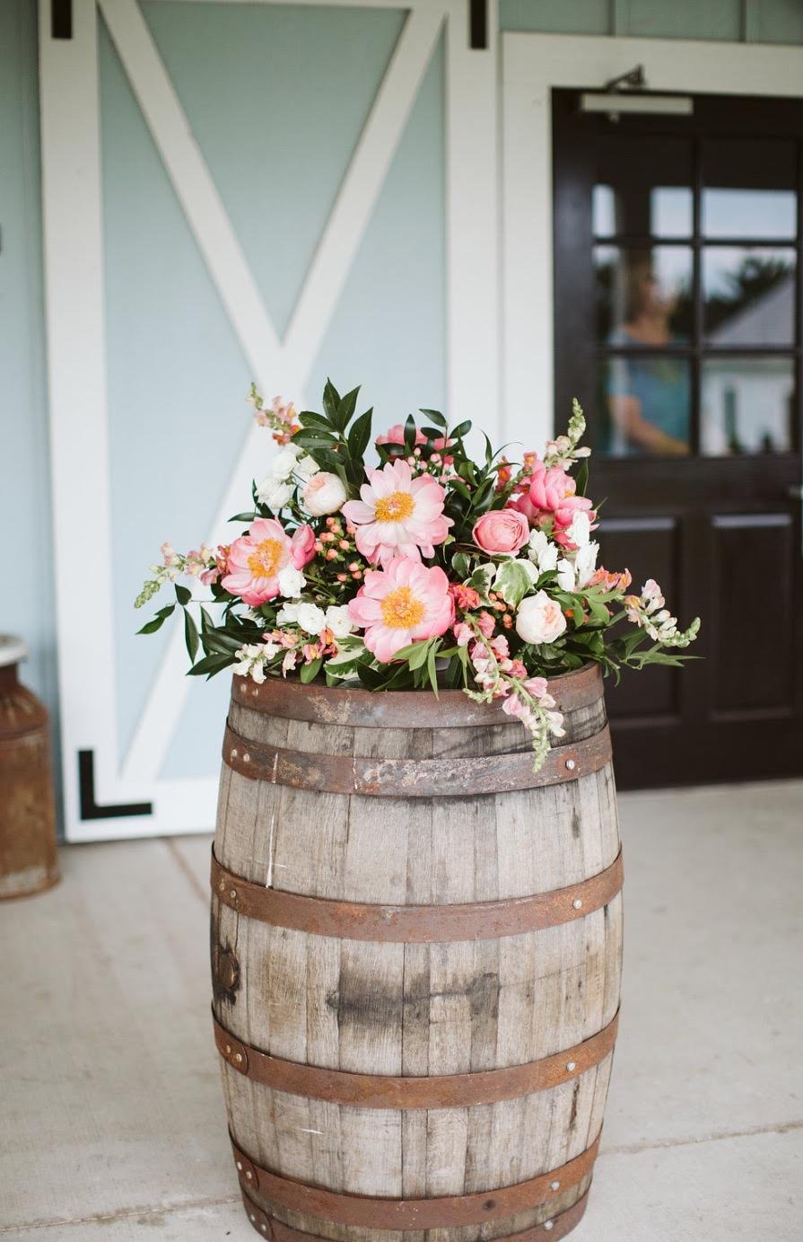 bright-wedding-flowers-barrel-arrangment.jpg
