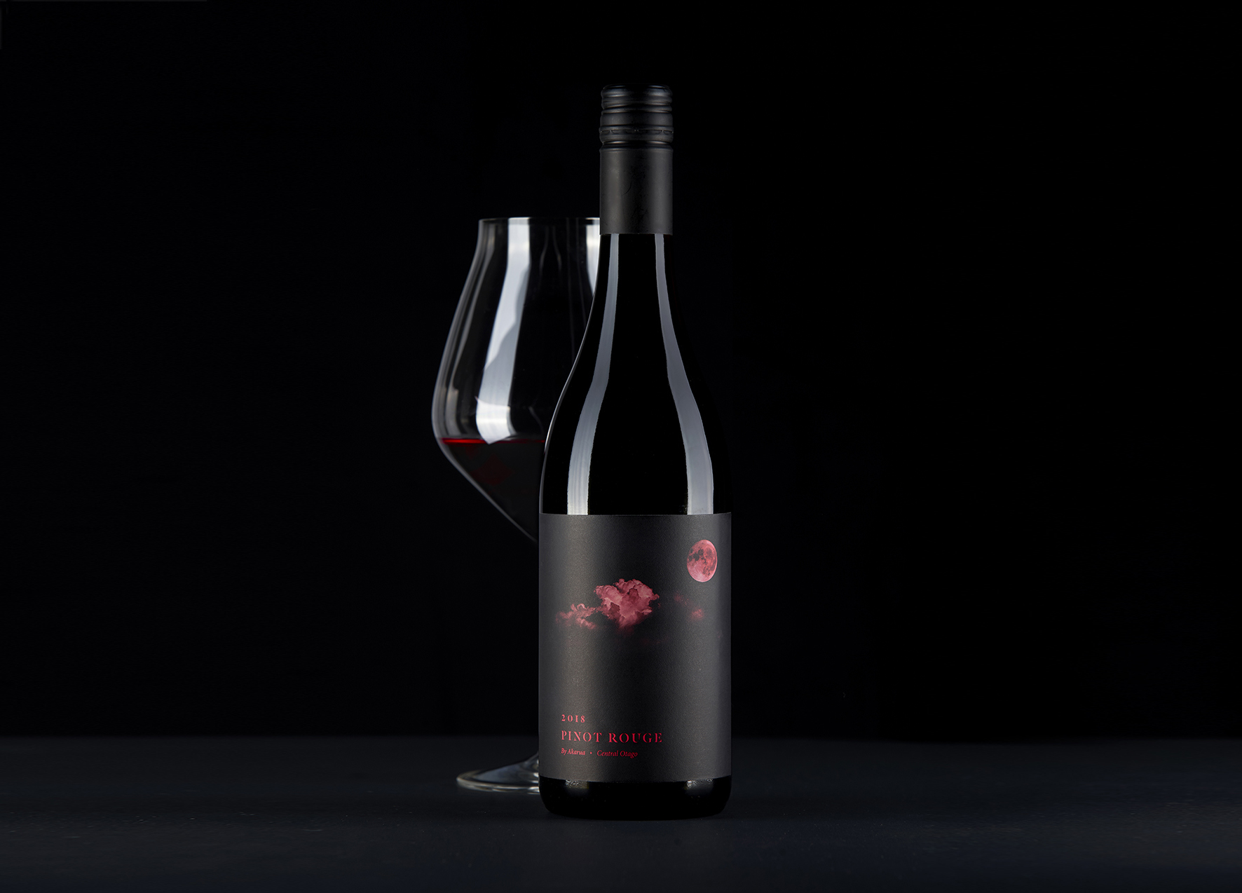 A blood moon, an extraordinary vintage...