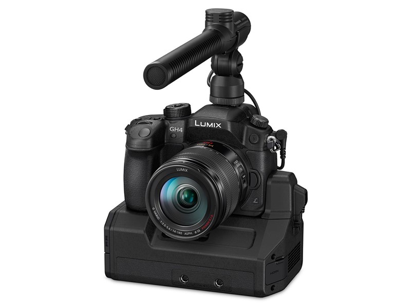 Shotgun on the GH4 attached to the YAGH base