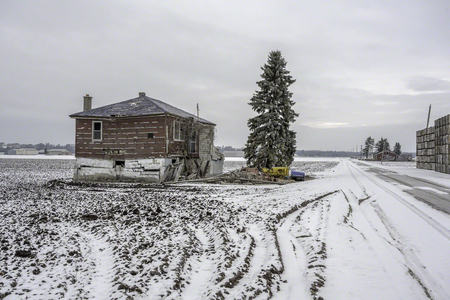 This is the image as it pretty much fell out of the Nikon Z7