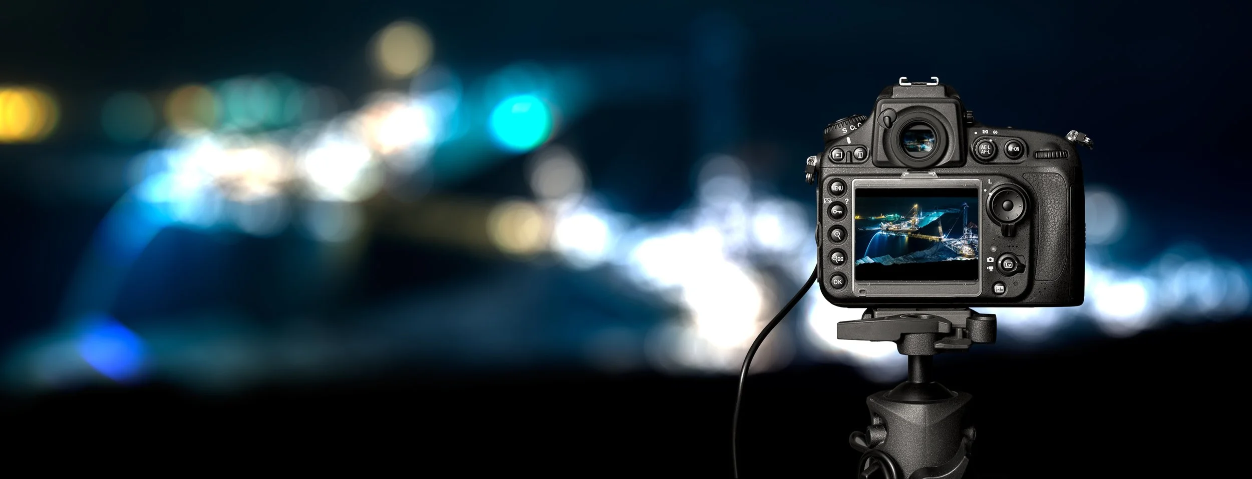 I'm Not Dead Yet - The Call of the DSLR
