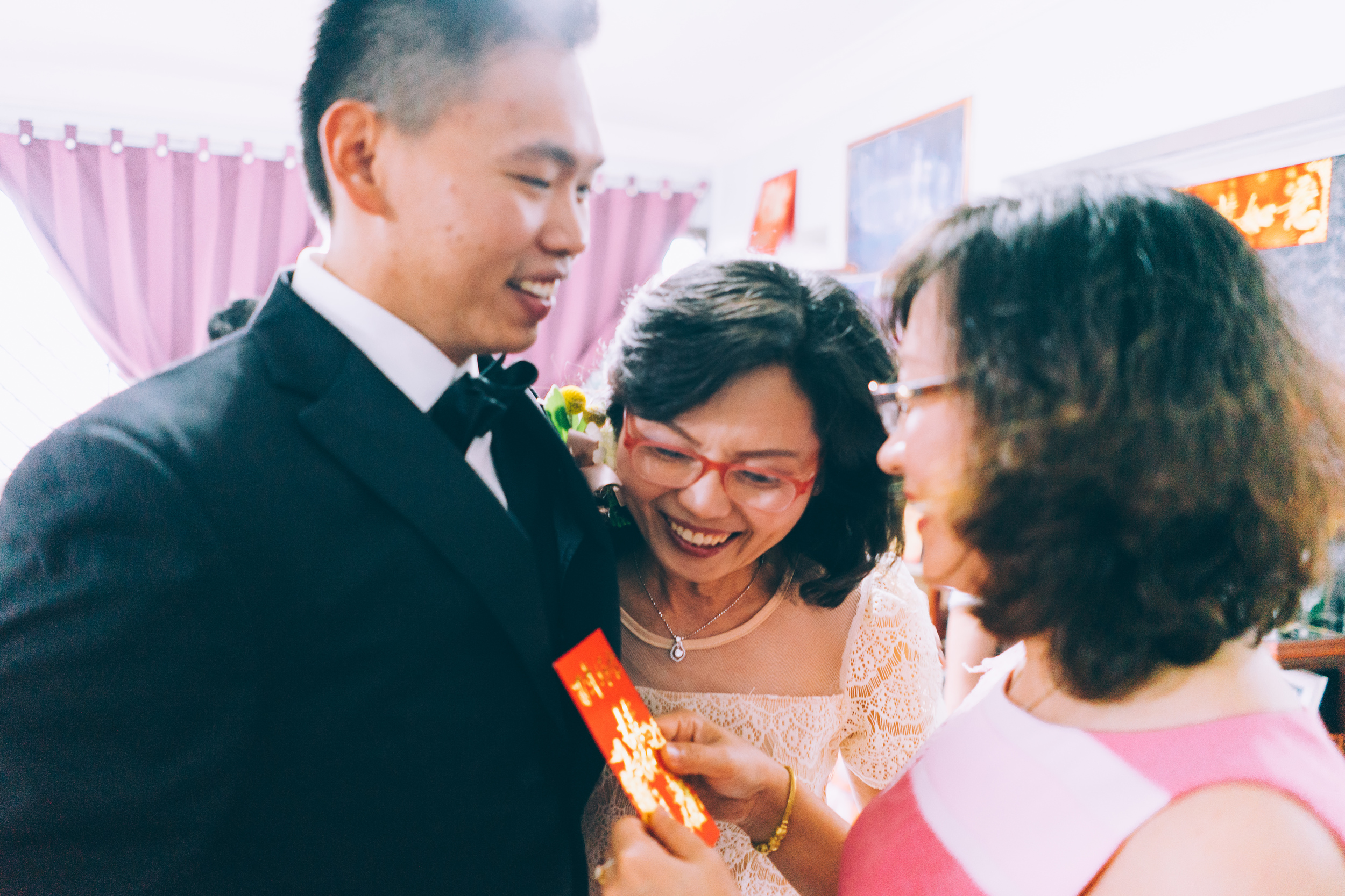 Singapore Wedding Photographer Conrad Hotel Actual Day Wedding chris chang photography105.JPG