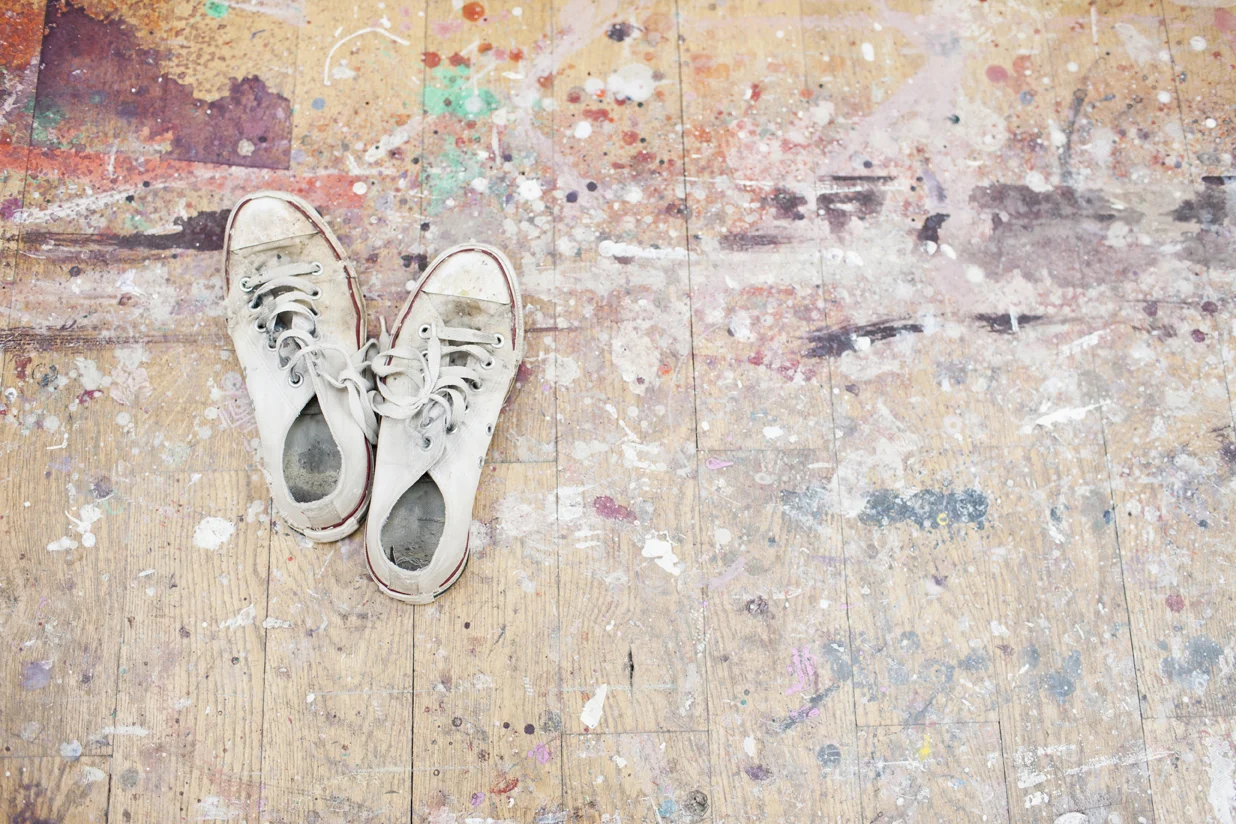SHOES-iStock_000024413200XXLarge.jpg