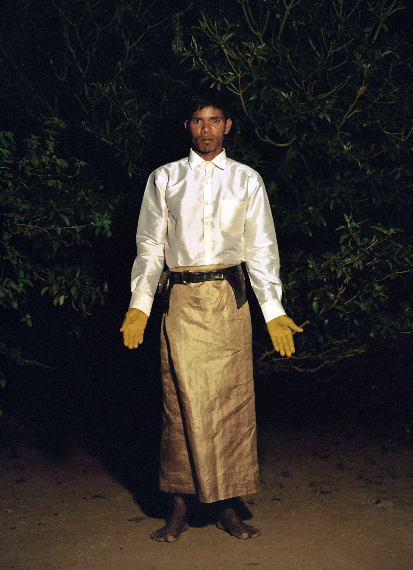 ASHYA_AW19_IRULA_2.jpg