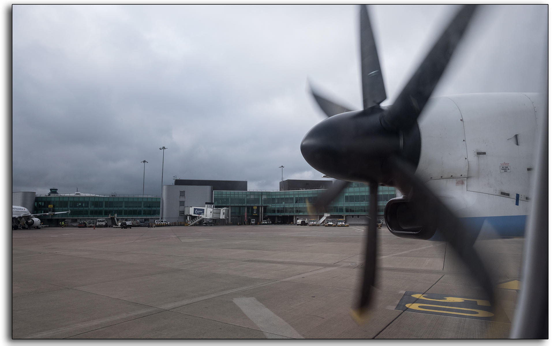 fuji x-t1 manual shutter displaying movement