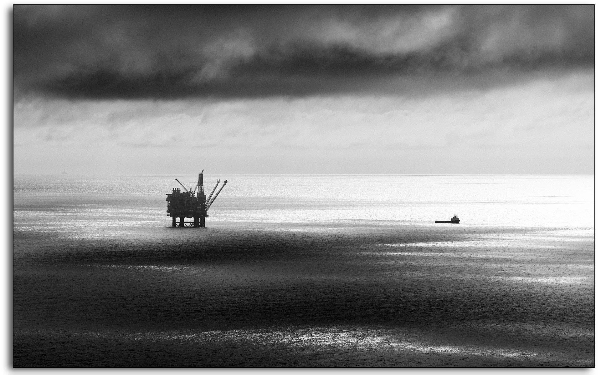 offshore-platform-supply-vessel-north-sea-black-and-white.jpg