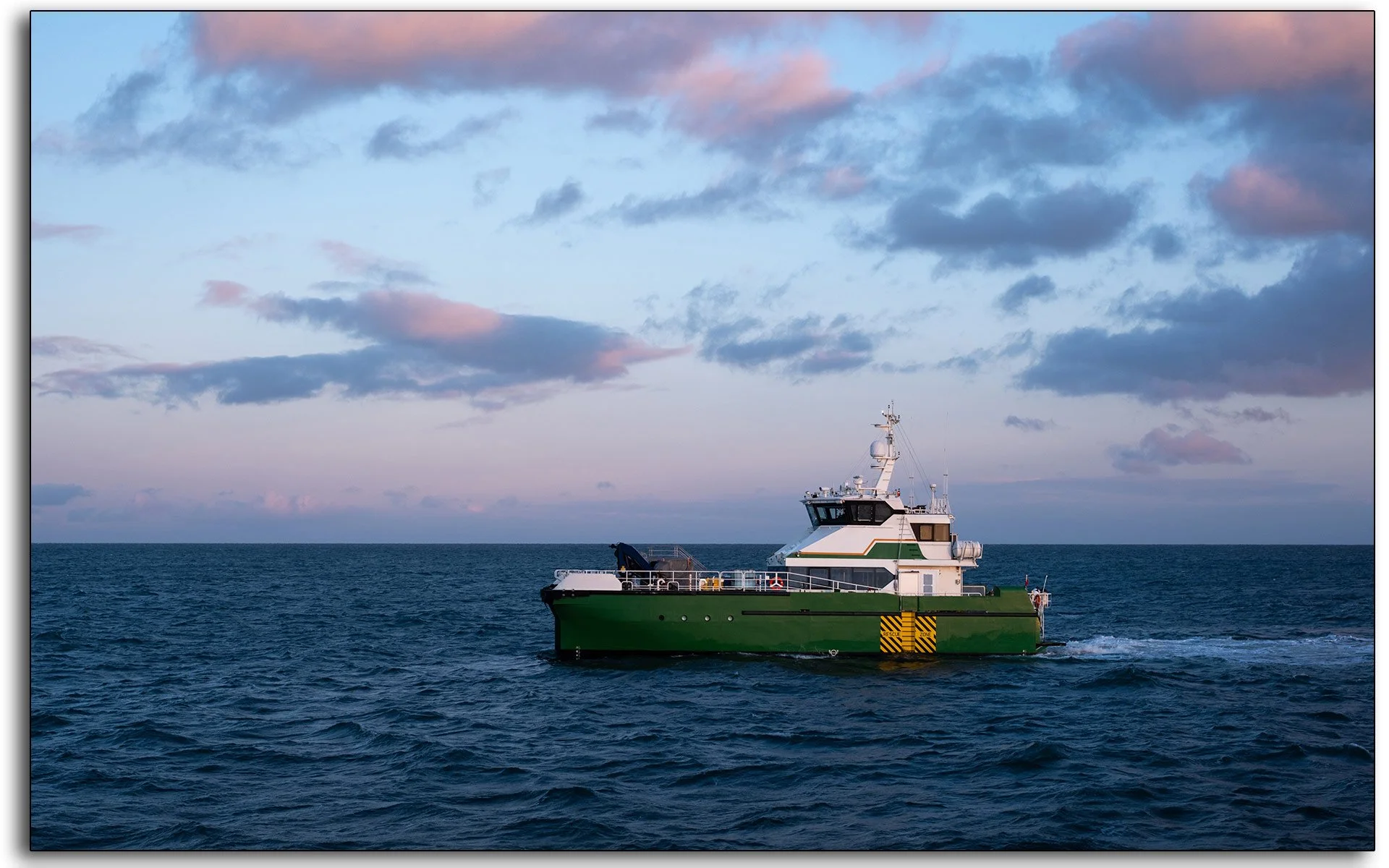 20-offshore-workboat-pastel-sky-at-sea.jpg