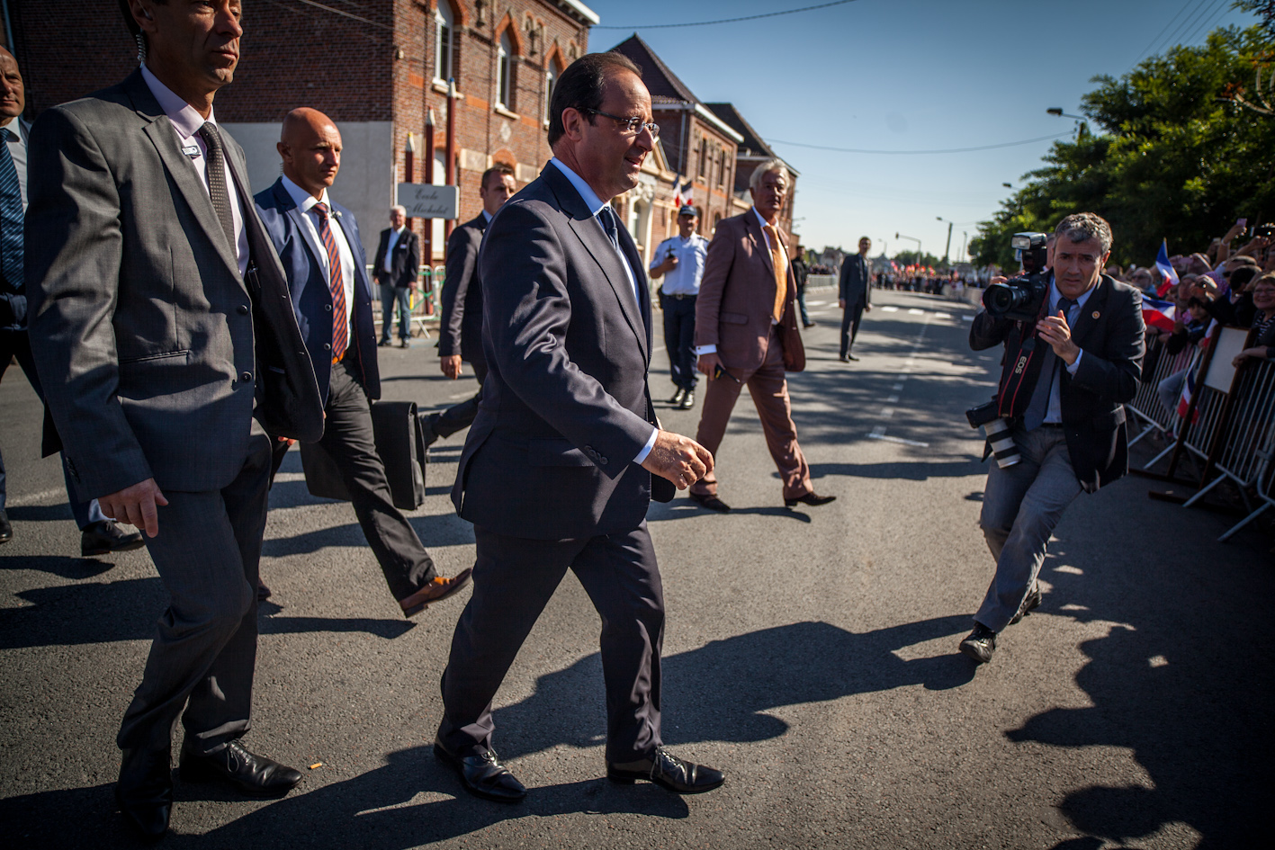  Reportage sur la venue de François Hollande, président de la république à Denain (59), pour promouvoir la réforme des rythmes scolaires dans une des villes les plus pauvres de France.  Publié sur le site de dailynord.fr 