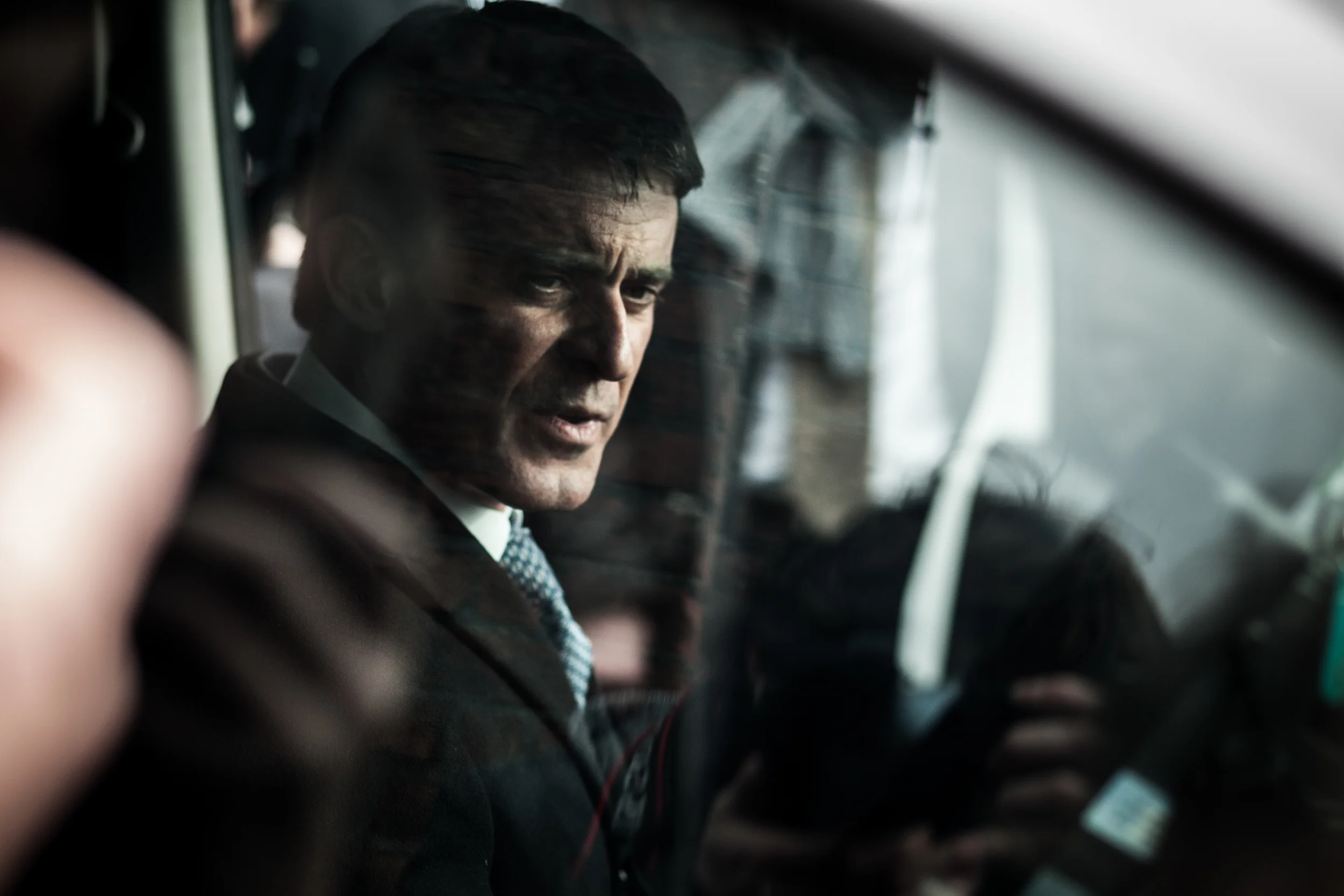 Reportage sur la venue de Manuel Valls, qui n'est encore que ministre de l'intérieur, en mars 2013. Le ministre vient à Tourcoing (59) pour promouvoir la collaboration avec son homologue belge dans la lutte contre la délinquance.