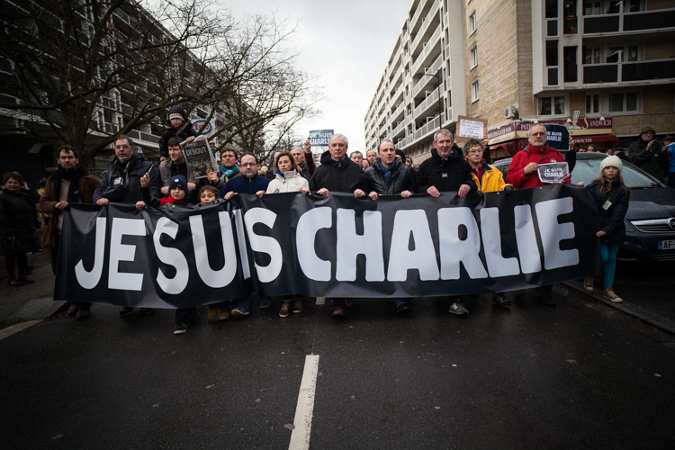  Reportage sur la manifestation de soutien national, suite à l'attentat perpétré à Paris dans la rédaction de Charlie Hebdo.&nbsp;  Lille, 10 janvier 2015. 40 000 personnes.&nbsp; Publié sur le site de dailynord.fr 