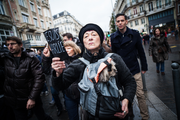  Reportage sur la manifestation de soutien national, suite à l'attentat perpétré à Paris dans la rédaction de Charlie Hebdo.&nbsp;  Lille, 10 janvier 2015. 40 000 personnes.&nbsp; Publié sur le site de dailynord.fr 