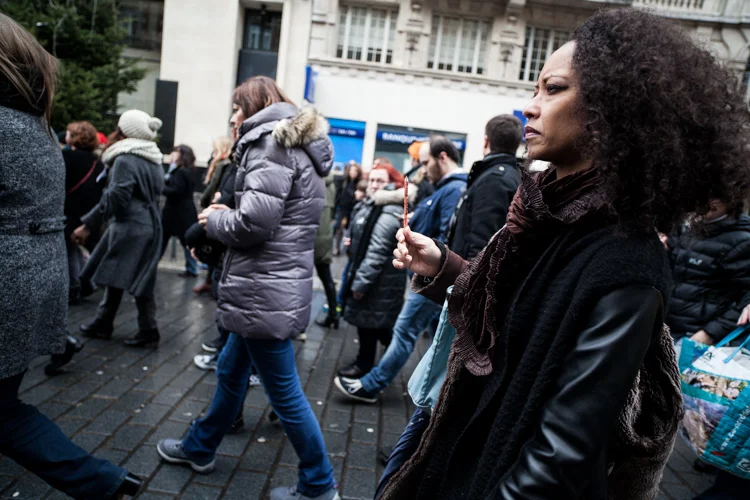 Reportage sur la manifestation de soutien national, suite à l'attentat perpétré à Paris dans la rédaction de Charlie Hebdo. Lille, 10 janvier 2015. 40 000 personnes. Publié sur le site de dailynord.fr
