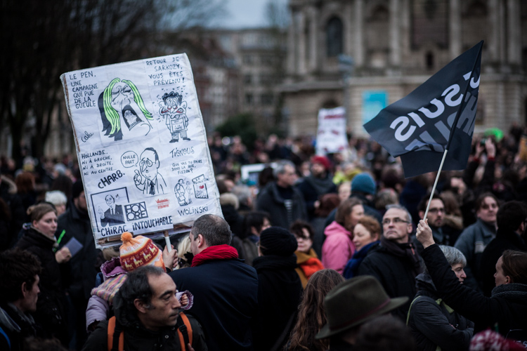  Reportage sur la manifestation de soutien national, suite à l'attentat perpétré à Paris dans la rédaction de Charlie Hebdo.&nbsp;  Lille, 10 janvier 2015. 40 000 personnes.&nbsp; Publié sur le site de dailynord.fr 