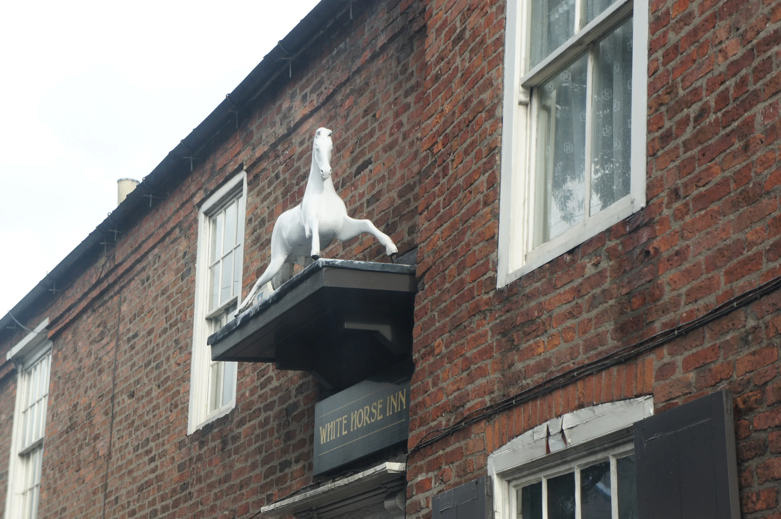 The White Horse inn built in the 1600s The most haunted pub in Beverly