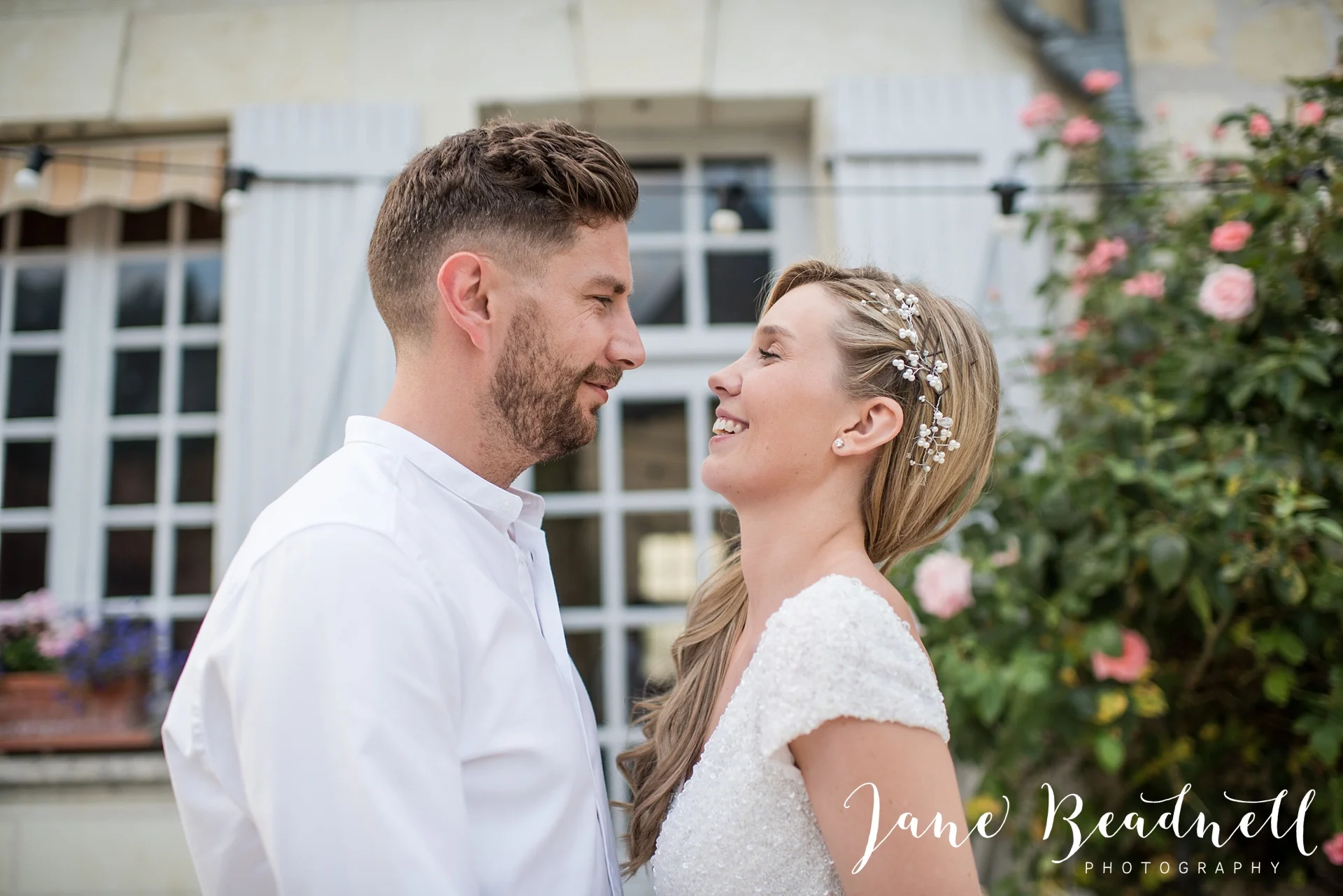 Manoir-de-la-Foulquetière-France-Wedding-Photography-by-UK-Destination-wedding-photographer-Jane-Beadnell-_0257.jpg