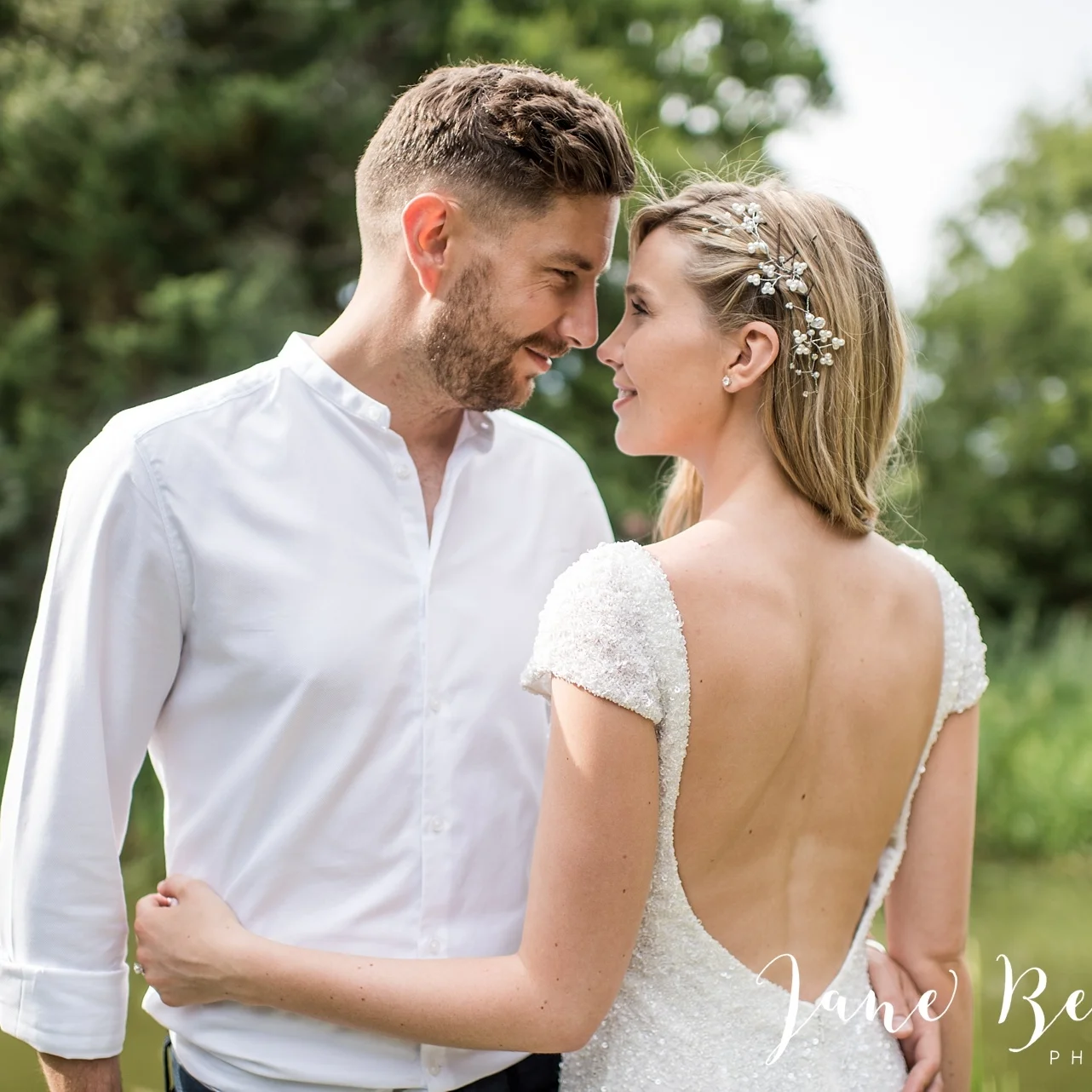 Manoir-de-la-Foulquetière-France-Wedding-Photography-by-UK-Destination-wedding-photographer-Jane-Beadnell-_0172.jpg