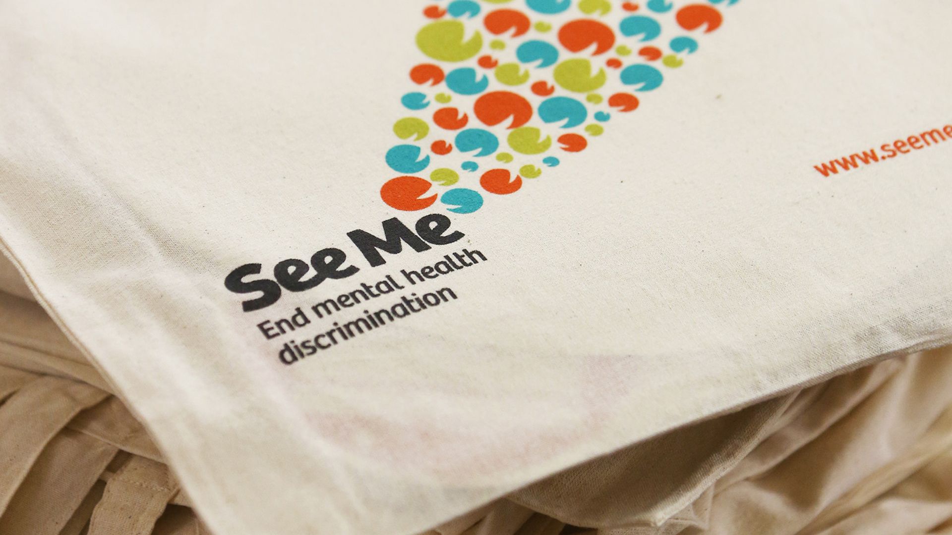 seeme-tote.jpg