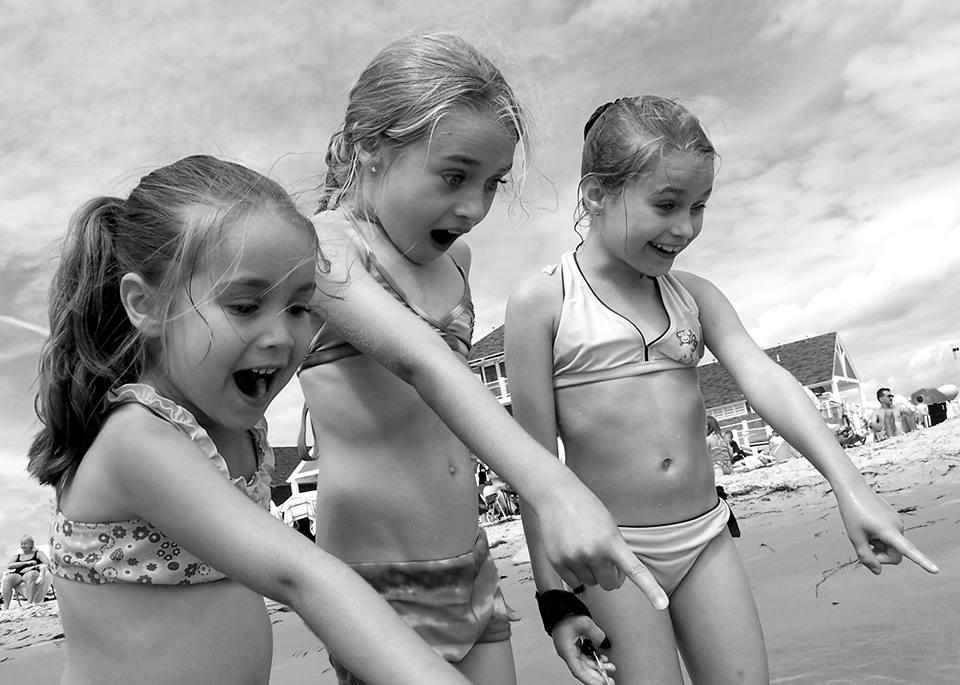 Jen Roy kids at the beach.jpg
