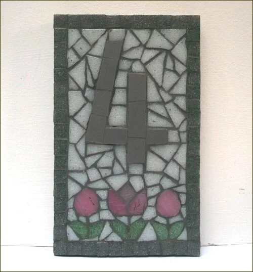Door 4 of the Woman Next Door's advent calendar.