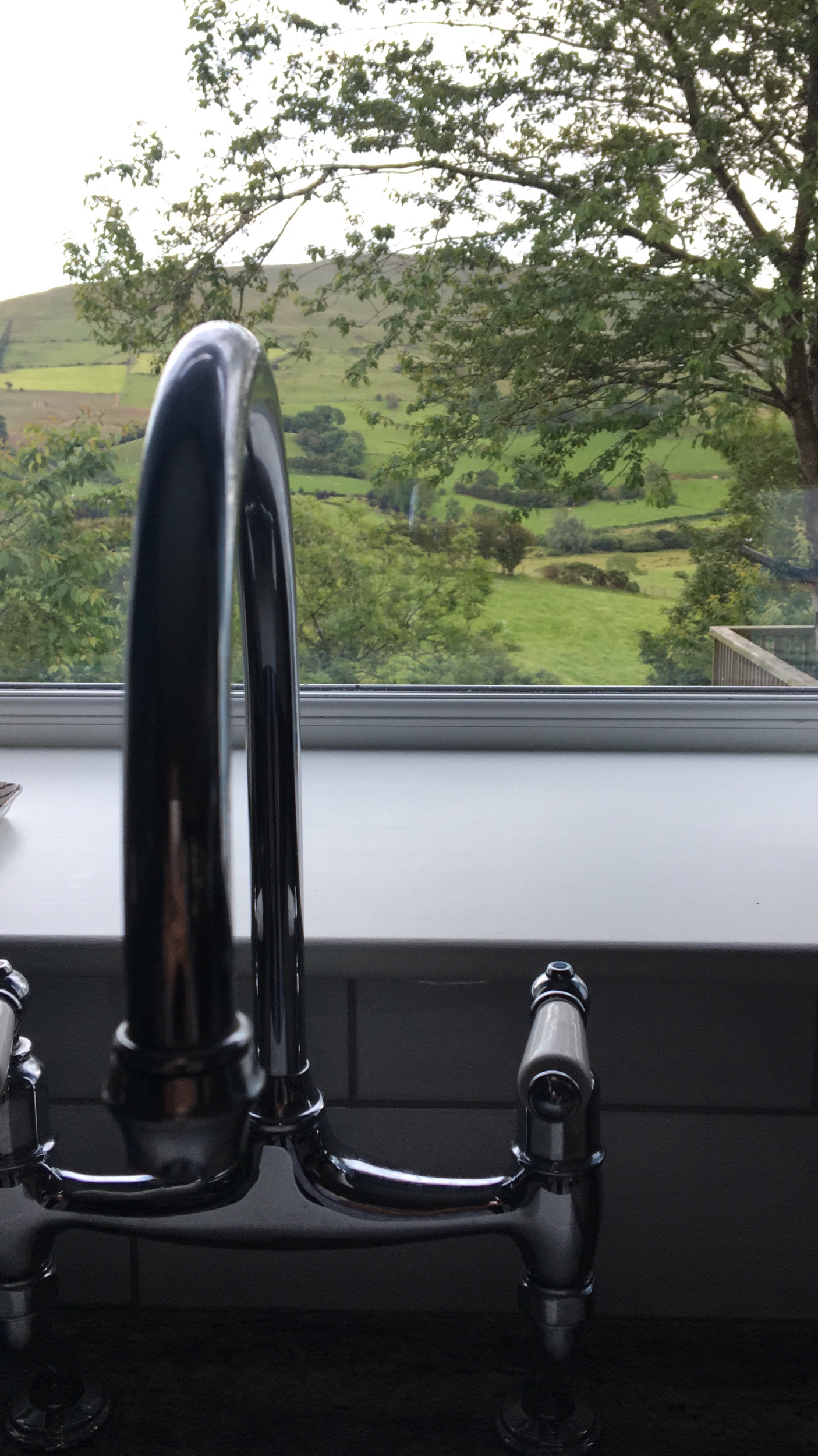 A sink with a view. 😊