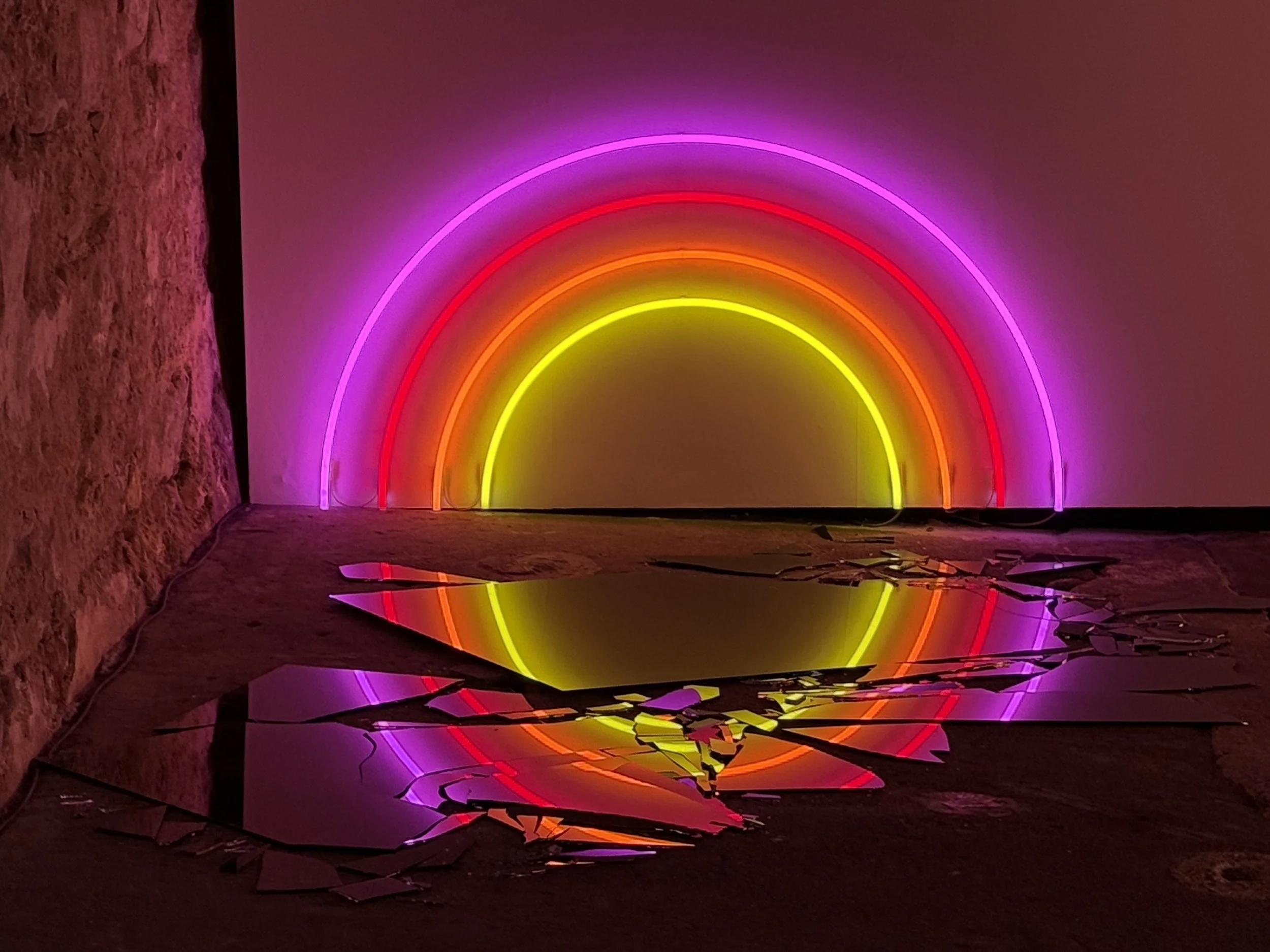   https://www.lorihersberger.com/lightings-2001-2015/cyvsnn1g15im9ydqavrjbi30gp5cuo  