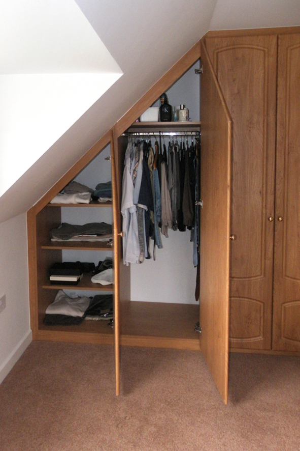 BedroomSAM_0290.JPG