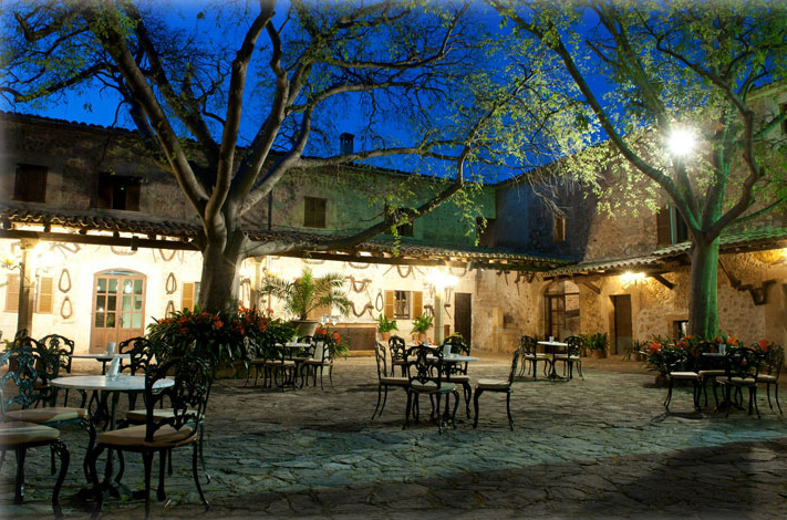 courtyard.png