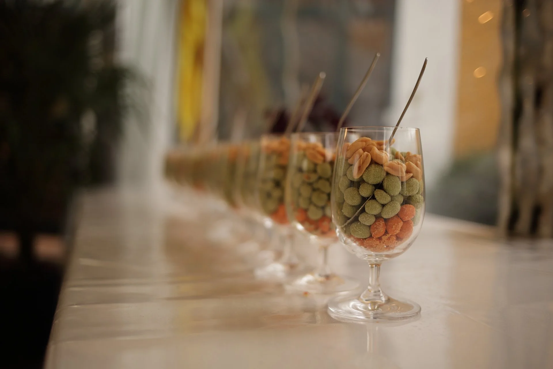 snacks-at-luxury-event-2022-01-06-16-41-56-utc.jpg