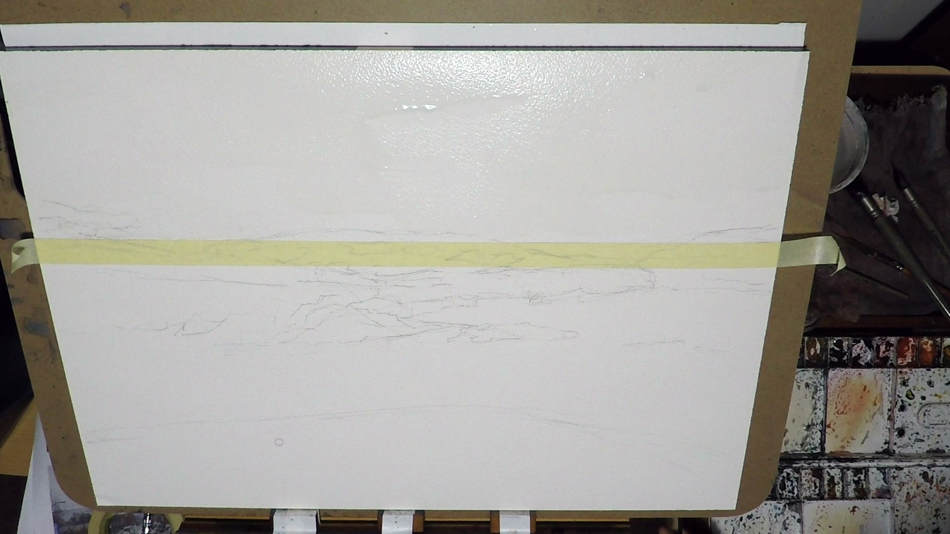 1. I used clean water wet the sky with a big brush, a bit randomly but keep in mind the shape of the cloud and where the soft edge to be.