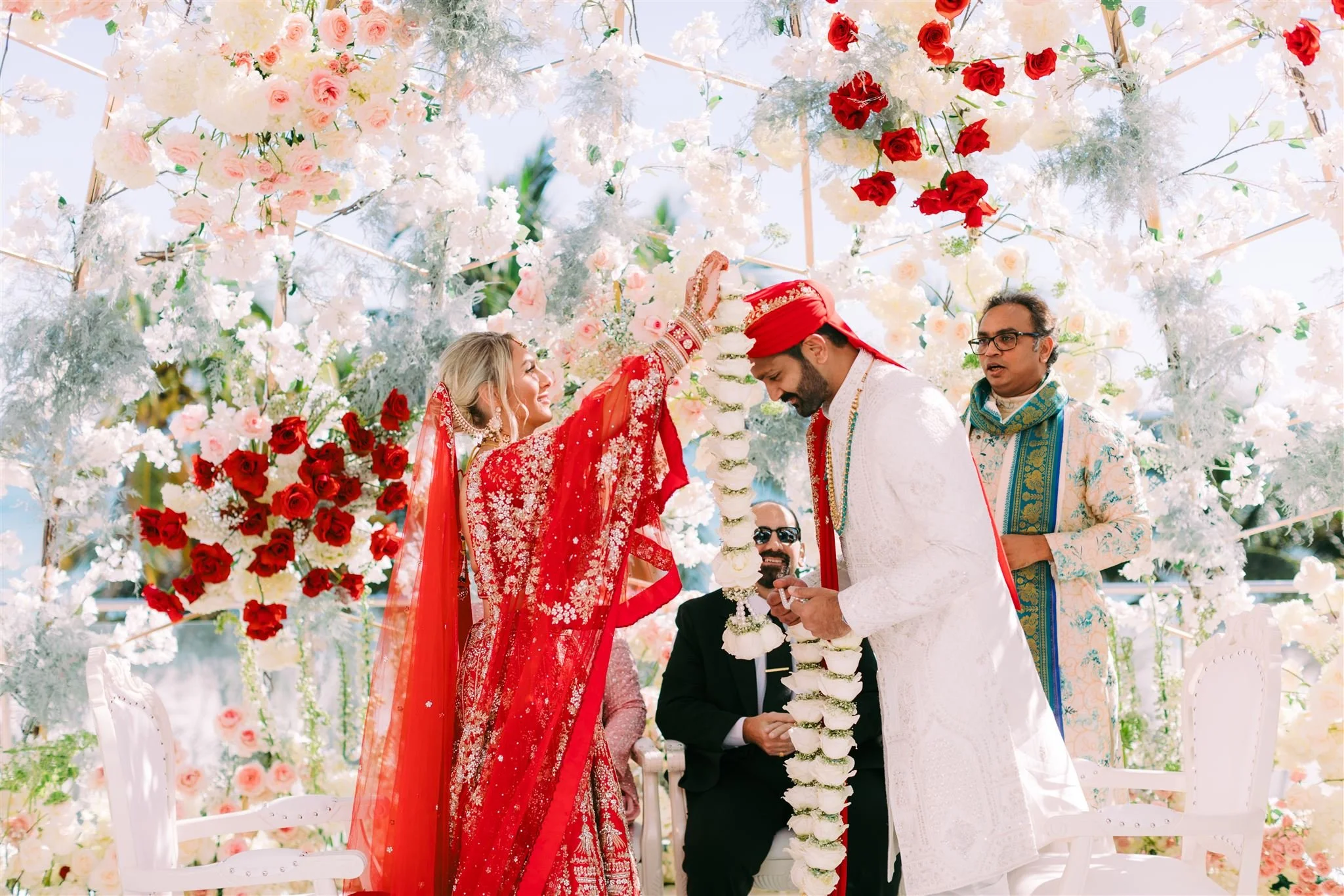 Questions to Ask a Hindu Priest Before Booking For Your Wedding