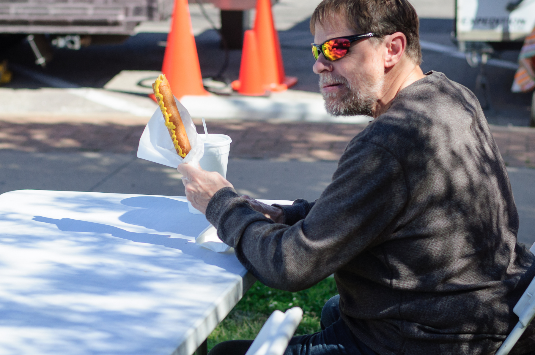 You can't go wrong with a corn dog when it's lunch time. 