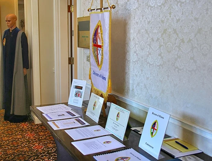 The Verger Display Table staffed by Virgil Verger