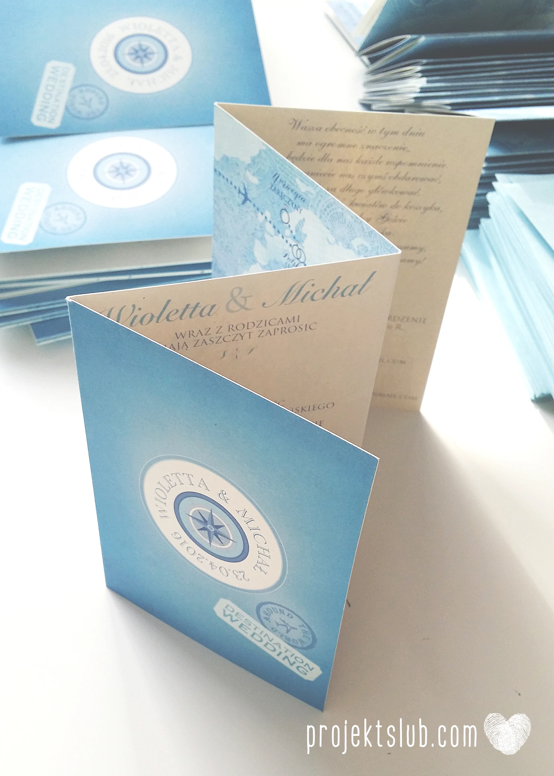 Zaproszenia ślubne papeteria motyw podróży mapa świata home is where love is samolot róża wiatrów eko Projekt Ślub (3).jpg