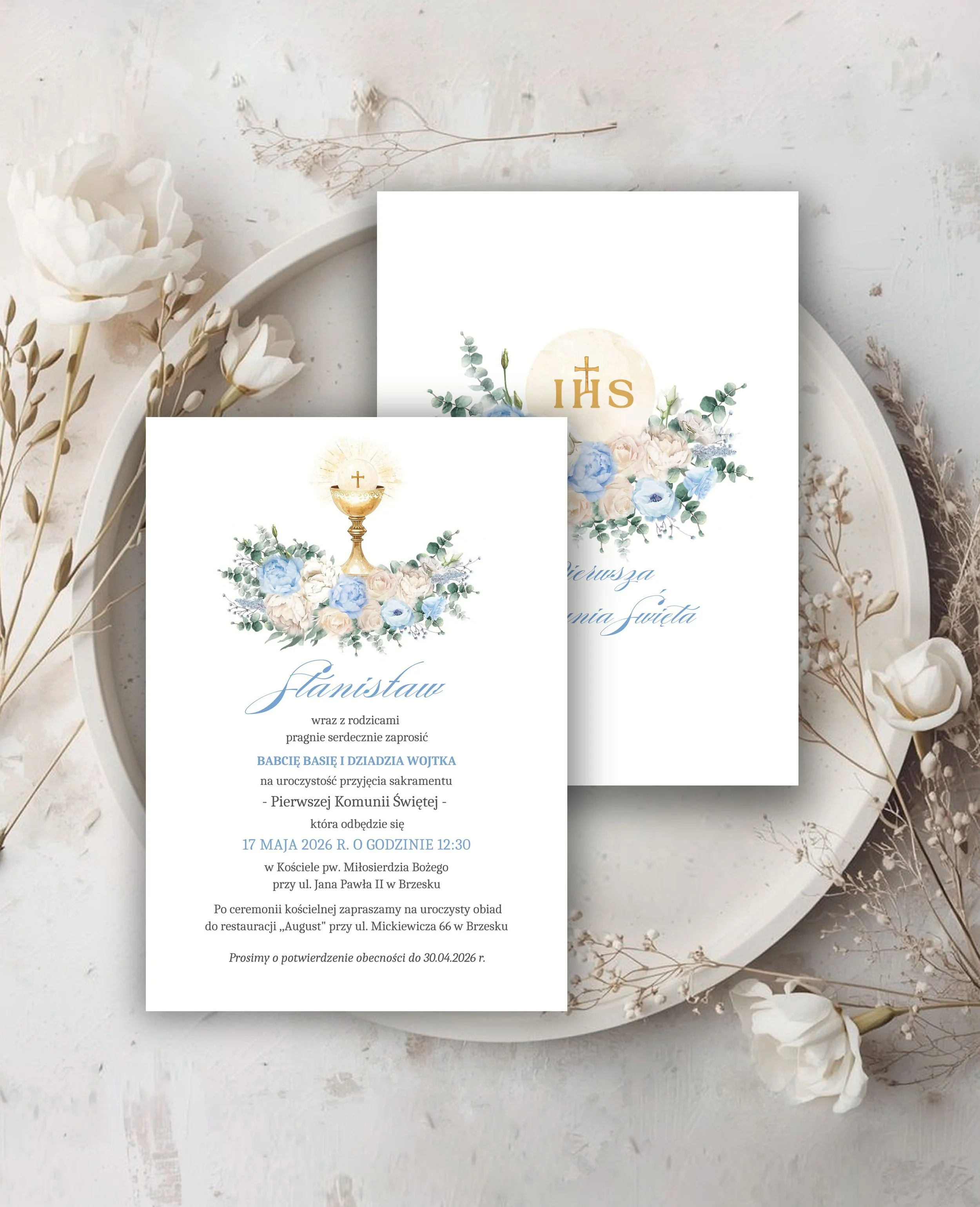 zaproszenie-komunijne-kielich-eleganckie-niebieskie-pojedyncza-karta-mockup.jpg