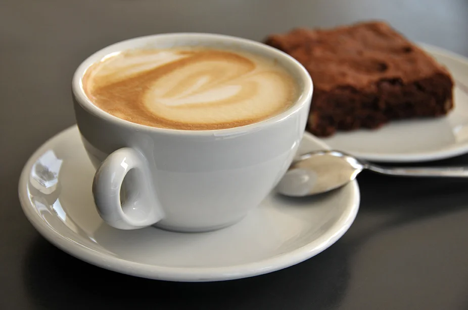Cafe_Thinkstock_100899813_web.jpg