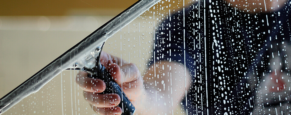 10 Hacks To Make Window Washing A Little Less Painful — O'Donnell Bros Inc.