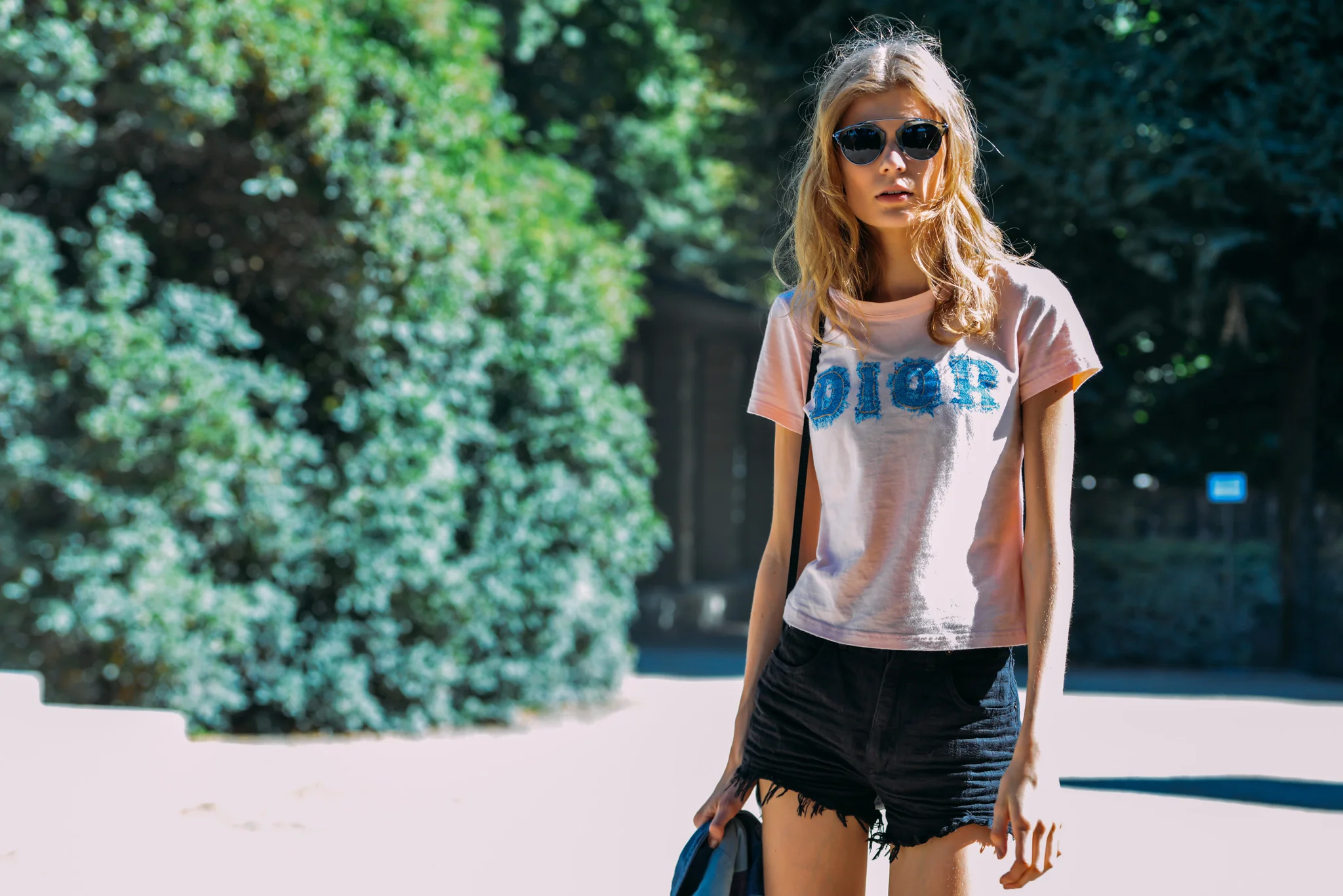 09-fall-2015-couture-street-style-13.jpg