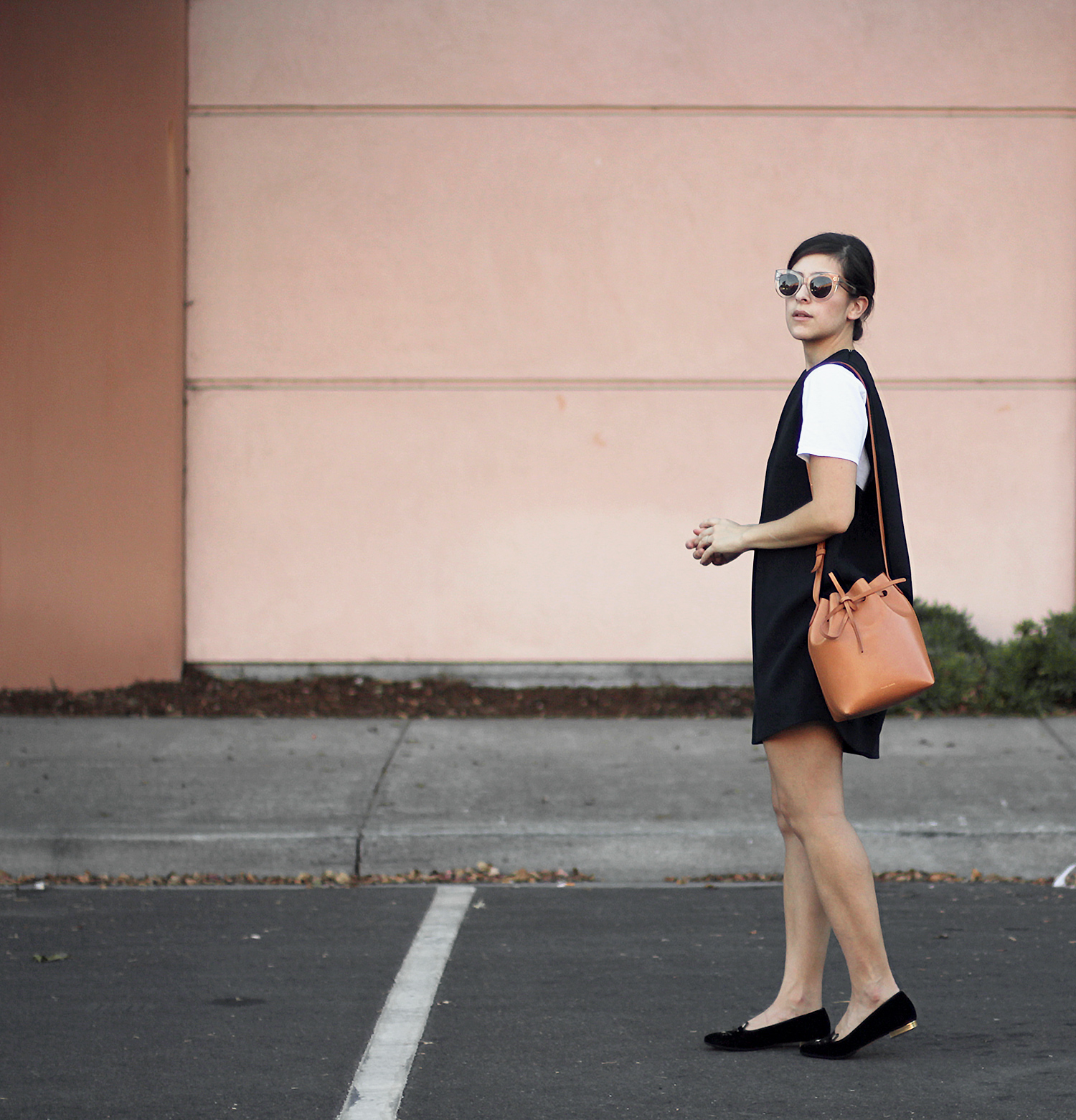 Mansur Gavriel, Céline sunglasses, Kaarem dress 