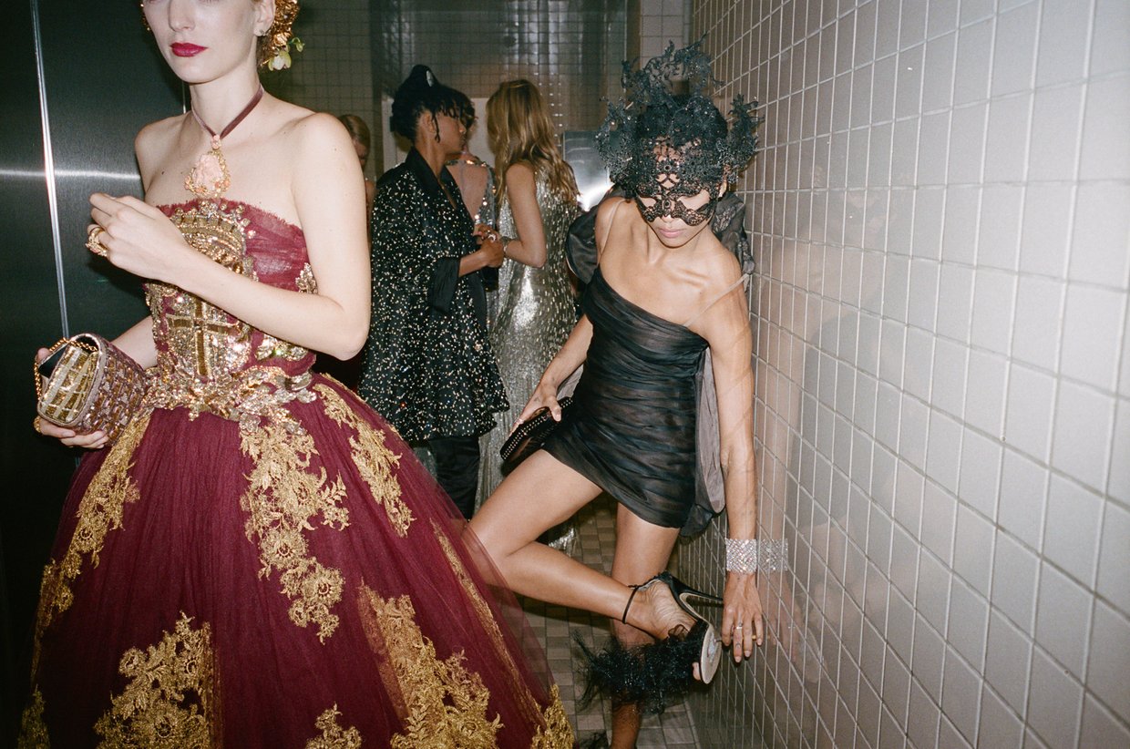 met-gala-bathroom-cass-bird-041.jpg