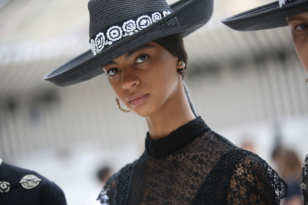 dior-cruise19-bsb-da-21.jpg