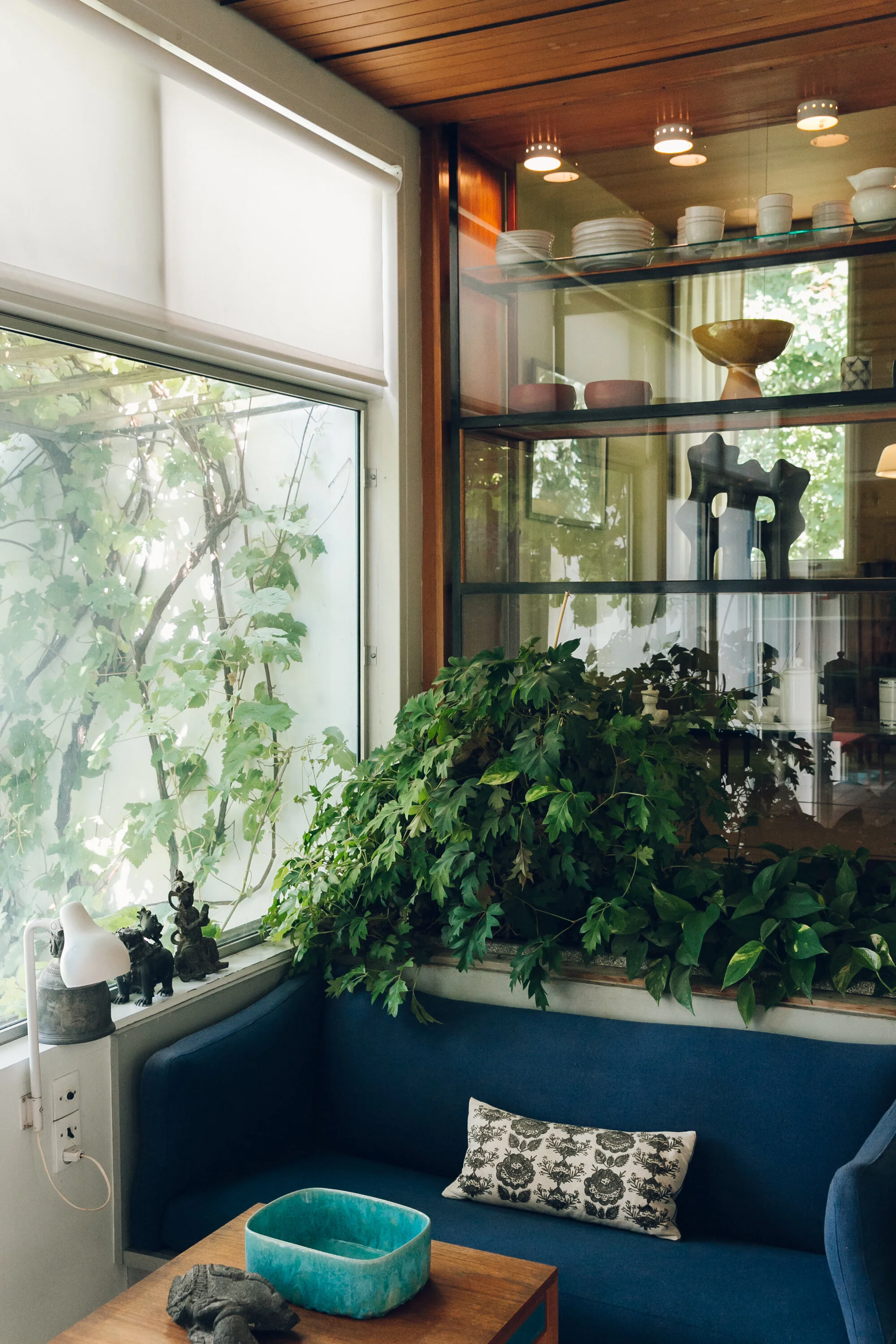 Sofa+and+Plant+at+Finn+Juhl's+House+Copenhagen.jpg