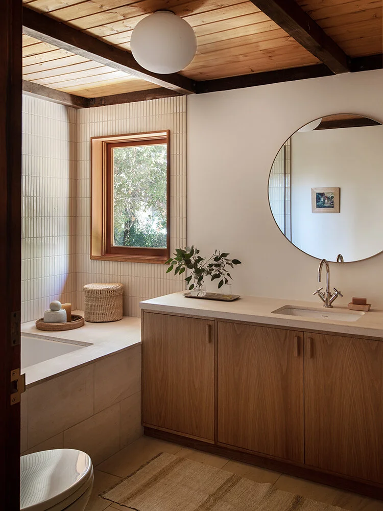 topanga-house-bath-1-laure-joliet.jpg