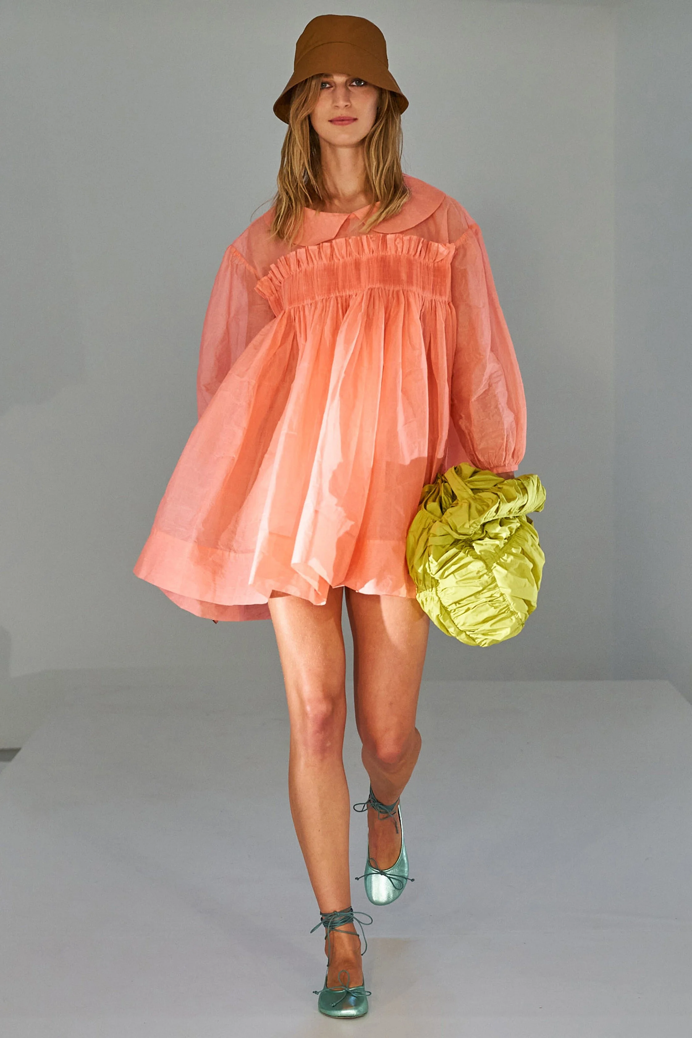 00030-Molly-Goddard-SS22-RTW-London-credit-Ben-Broomfield.jpeg