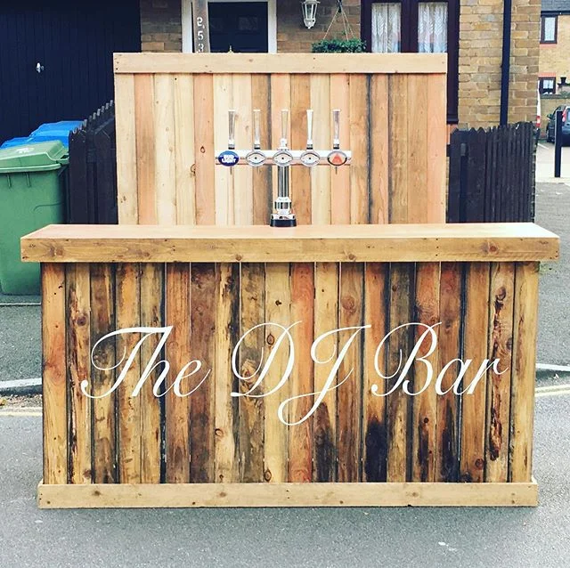 Getting there 👌👌👌
1st December 
Ice cold beer on Tap👌
To Book us for your next Event visit
https://theorganizer.events/thedjbar
#wedding #mobilebar #bookings #hireme #hire #birthdayparty #birthdaygirl #birthdayboy